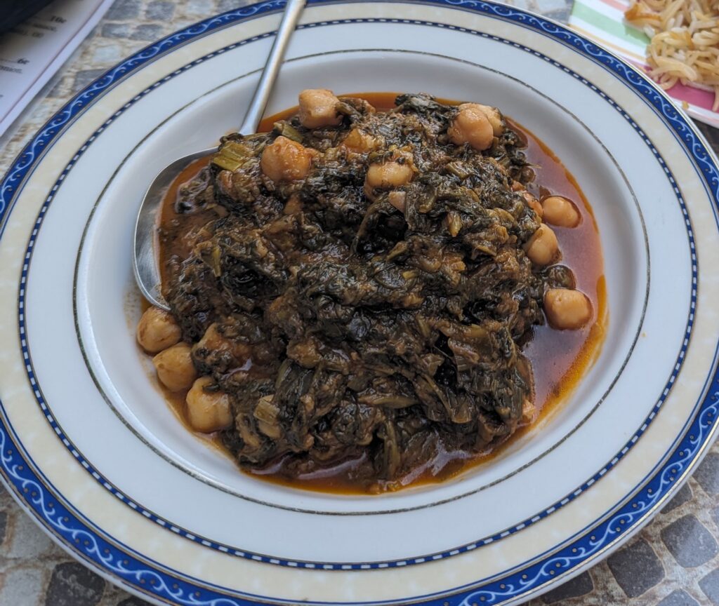 475108911_543688532028314_3375312975600649299_n Ristorante con specialità etniche a Palermo